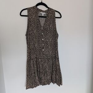 Nine West Black and White Sleeveless Tunic Blouse / Dress